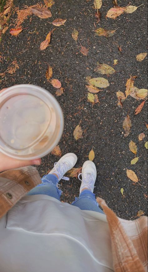 Fall Iced Coffee, Aesthetic Starbucks, Leaves Aesthetic, Air Forces, Iced Coffee, Coffee, Orange