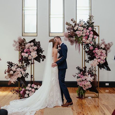 E R I K A 🐰 (@erikabunny) • Instagram photos and videos Luxury Cleaning, Flower Rack, Wedding Ceremony Ideas, Wedding Backdrops, Wedding Ceremony Arch, Fall Wedding Flowers, Flower Stand, Ceremony Arch, Ceremony Flowers