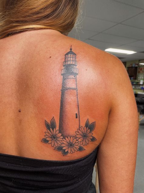 Lighthouse Tattoo Watercolor, Sb Tattoo, Cool Nature Tattoos, Lighthouse Tattoos, Inspo Tattoo, Ocean Tattoo, Cool Nature, Lighthouse Tattoo, Ocean Tattoos