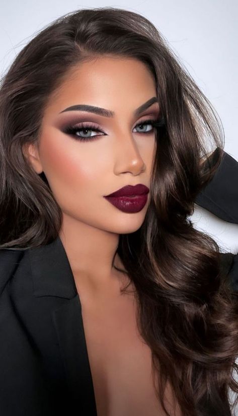 Wedding Makeup With Dark Lips, Eye Makeup For Maroon Dress, Makeup Photo Shoot Ideas, French Maid Makeup, Burgundy Bridal Makeup, Wine Eyeshadow Look, Moody Makeup Looks, Reputation Era Makeup Ideas, Burgundy Lip Makeup Look