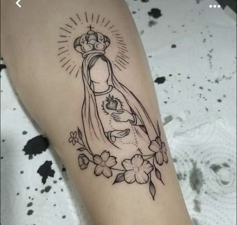 Baddie Tats, Marigold Tattoo, Catholic Tattoos, Piece Tattoo, Mary Tattoo, Tattoo Line, Pretty Hand Tattoos, Small Pretty Tattoos, Inspiration Tattoos