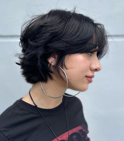 20 Trendy Short Butterfly Haircut Styles for 2024 - Hair Adviser Hair Pins Short Hair, Short Butterfly Cut With Bangs, Short Girls Haircut, Very Short Layered Hair, Tousled Pixie Haircut, Short Fem Hair, Fairy Haircut Short, Short Haircut With Glasses, Short Hair Styles Bangs