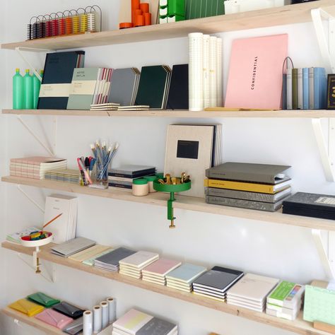 Present & Correct, London Organisation, Stationery Store Design, Gift Shop Interiors, Modern Workspace, Stationary Organization, Stationary Store, Office Stationary, Stationary Shop, Vintage Stationery