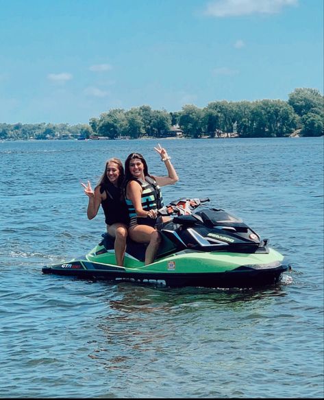 #tubing #lake #summer #summervibes #jetski #photoshootideas summer fun! Summer Tubing, Tubing Photos, Waterskiing Pictures Aesthetic, Tubing On The Lake, Tubing Pictures, Jetski Pictures Aesthetic, Lake Aesthetics Friends, Summer Tube, Summer Boat Aesthetic Lake