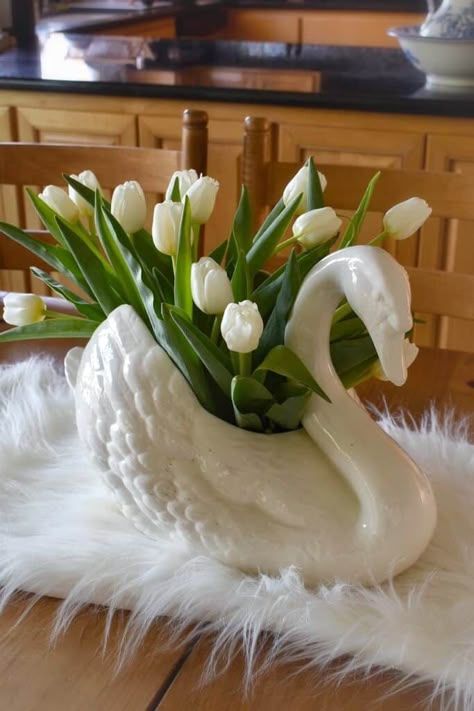 Tulips in a Swan ⋆ SomeTyme Place Swan With Flowers, Swan Lake Wedding, Swan Wedding, Tulip Decor, Swan Decor, Vase With Flowers, White Swan, Floral Inspiration, Dream Apartment