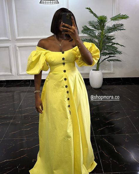 RUN, don’t walk. Your favorite dress, CHISOM just got restocked in new colors!💛💗 Price; N35,000. Available to order in all sizes. Please check our size chart and return policy before placing orders 💕 PROCESSING PERIOD Within Lagos: 7 working days Outside Lagos: 10 working days Outside Nigeria: 15 working days We ship via DHL/GIG Dressy Gowns, Modest Dresses Fashion, Chic Dress Classy, Effortlessly Chic Outfits, African Print Dresses, Classy Dress Outfits, African Design Dresses, Casual Chic Outfit, Dress Sewing Patterns