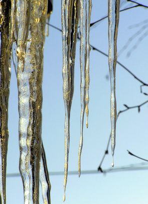 How to Paint Icicles | eHow.com Ice Cicles, Painting Ice, Sunny Sky, Ice Storm, Clear Ice, Painting Plastic, Light Rays, Watercolor Painting Techniques, Titanium White