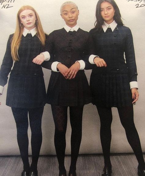 Sabrina Costume, Sabrina Spellman Outfit, Dark Academia Fashion Aesthetic, Sabrina Spellman Style, Drama Clothes, Abbey Cowen, Abigail Cowen, Sabrina Witch, Weird Sisters