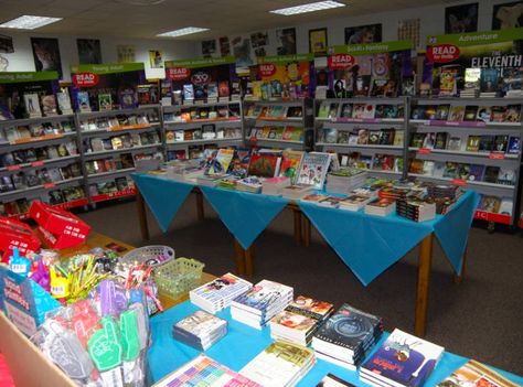 Scholastic Book Fair, Nostalgia 2000s, 2010s Nostalgia, Nostalgic Pictures, Old Commercials, Nostalgia Aesthetic, Childhood Memories 2000, Nostalgia Core, 2000s Nostalgia