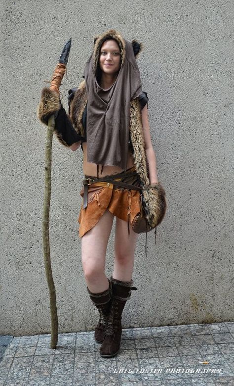 Ewok Costume Diy, Ewok Costume, Star Wars Disneybound, Disfraz Star Wars, Star Wars Halloween, Diy Kostüm, Star Wars Outfits, Star Wars Costumes, Amazing Cosplay