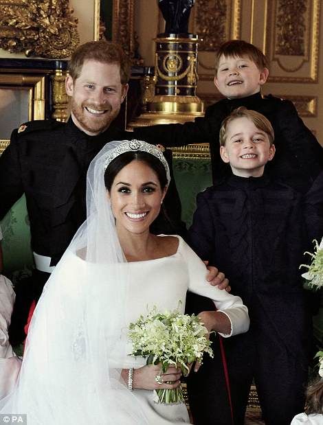 Prince George steals the show in Harry and Meghan's wedding portraits | Daily Mail Online Royal Wedding Harry, Harry And Meghan Wedding, Princ Harry, Harry Wedding, Meghan Markle Wedding, Prinz Charles, Mixed Couples, English Royal Family, Prins Harry