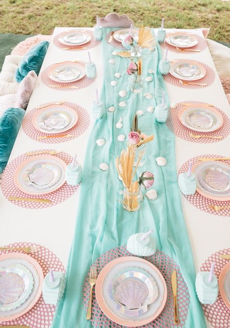 Kara's Party Ideas Boho Mermaid Party | Kara's Party Ideas Mermaid Party Decor, Clam Pearl, Mermaid Birthday Party Ideas, 4de Verjaardag, Boho Mermaid, Mermaid Pool Parties, Ocean Birthday Party, Mermaid Birthday Party Decorations, Mermaid Theme Birthday Party