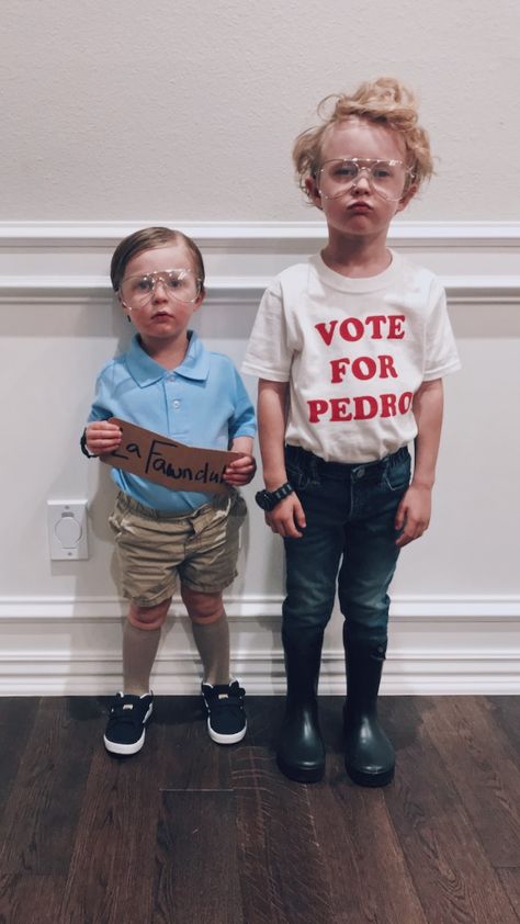 Napoleon Dynamite halloween costume! Kip and Napoleon Dynamite kids costume Halloween Costumes For Brothers, Brother Halloween Costumes, Napoleon Dynamite Costume, Family Themed Halloween Costumes, Sibling Halloween Costumes, Toddler Boy Costumes, Toddler Boy Halloween Costumes, Sibling Costume, Themed Halloween Costumes