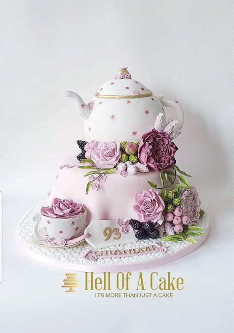 Cake For Mother, Peggy Porschen Cakes, Teapot Cake, 90th Birthday Cakes, Pot Cakes, Tea Party Cake, Tea Cup Cake, Cakes For Women, Novelty Cakes