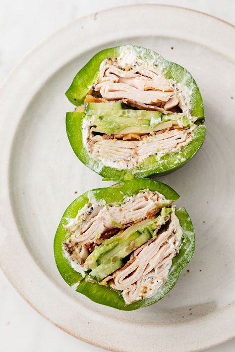 Chicken Salad Bell Pepper Boats, Bell Pepper Tuna Sandwich, Bell Pepper Sandwich Cream Cheese, Cream Cheese Bell Pepper Recipes, Green Pepper Sandwich, Bell Pepper Cream Cheese Snack, Recipes With Green Peppers, Keri Meals, Bell Pepper Cream Cheese