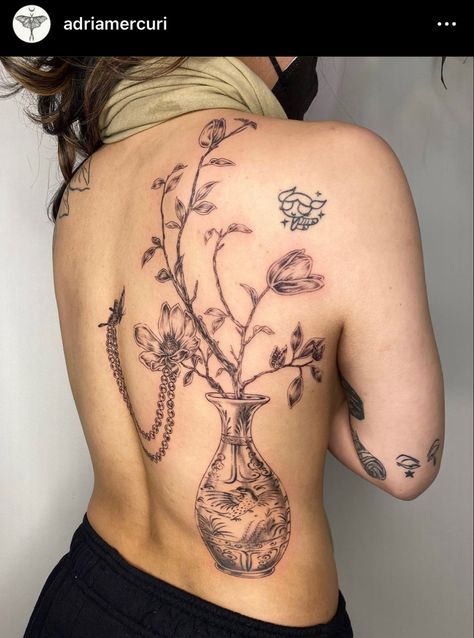 Large Tattoo Pieces, Chinese Lady Tattoo, Symmetrical Thigh Tattoos, Back Tattoo Women Lower, Back Tattoo Women Flower, Large Back Tattoos, Large Back Tattoos For Women, Feminine Back Tattoos Full, Floral Back Tattoo