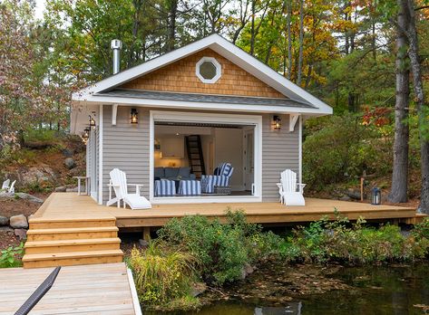 Six Mile Lake Dry Boathouse - PattyMac Boathouse With Living Quarters, Boat House Ideas Lakes, Lake Dock Ideas, Boat House Ideas, Boathouse Interior, Boathouse Ideas, Waterfront Design, Cottage Landscaping, Sleek Modern Kitchen