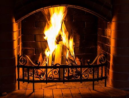 Building a Perfect Wood Burning Fire - Tips from Chimney Sweeps Chimney Cleaning, Country Candle, Candle Fragrance Oil, Picture Prompts, Electric Heaters, Burning Fire, Chimney Sweep, Wood Burning Patterns, Candle Making Supplies