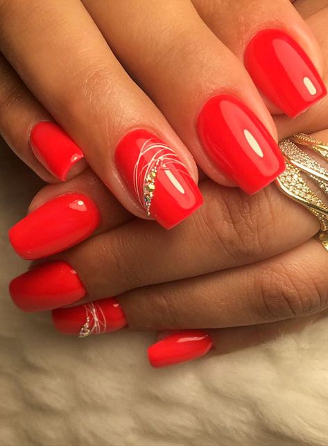 Bright Red Manicure, Short Cute Red Nails, Gel Nails Red Design, Red Gel Nails Short Design, Red Nails With Art, Gel Nails Ideas Red, Pretty Red Nails Design, Summer Red Nails Designs, Red Gel Nails Ideas