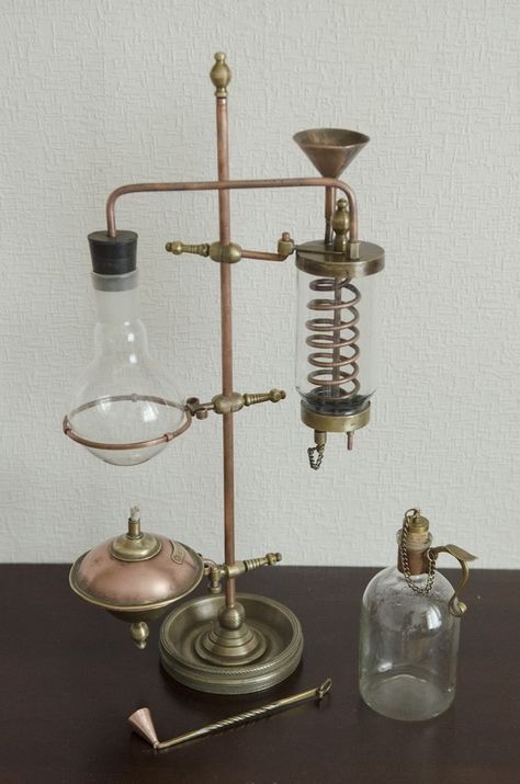 Home Distilling, Mad Scientist Lab, Science Gadgets, Witch Hunter, Science Equipment, Steampunk Mask, Concept Art Tutorial, Chemistry Labs, Haunted Dolls