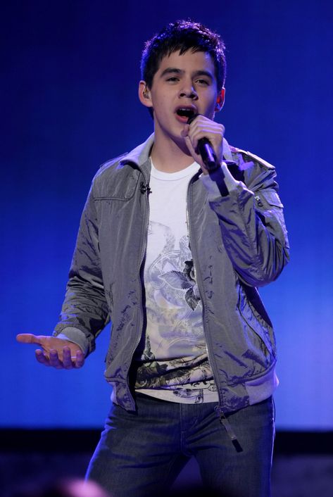 Life on "American Idol" was not without its challenges but David Archuleta rose above those challenges and has had a successful career in music. Musician Website, David Archuleta, David James, Tyler Posey, Latter Days, Attractive Guys, American Idol, Latter Day Saints, Celebrities Male