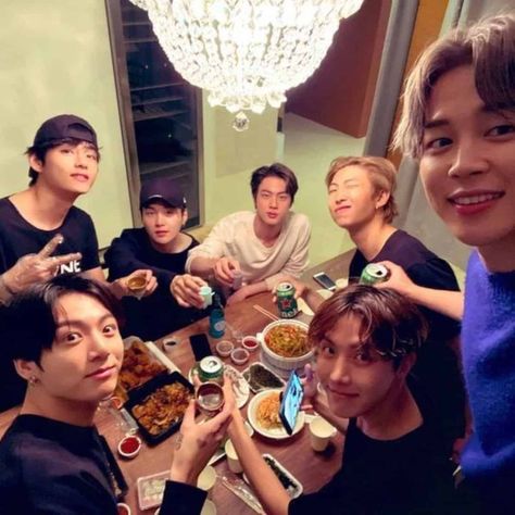 BTS Favourite snacks eating together Bts, On Twitter, Twitter