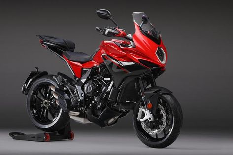 Mv Agusta Dragster, Mv Agusta Brutale, Ducati Multistrada, Italian Motorcycles, Motorcycle Shop, Mv Agusta, Adventure Motorcycling, Motorcycle Art, Motorcycle Model