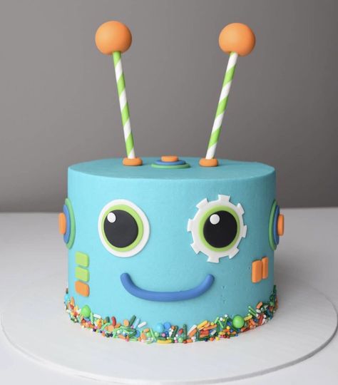 Robot Theme Cake, Robot Cake Ideas, Robot Birthday Cake, Robot Cupcakes, Bunny Birthday Theme, Airplane Birthday Cakes, Robot Cake, Fruit Cake Design, Baby Boy Birthday Cake