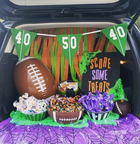 Trunk Or Treat Ideas Football Theme, Cheerleader Trunk Or Treat Ideas, Trunk Or Treat High School, Trunk Or Treat Prize Ideas, Football Trunk Or Treat Ideas For Suv, Trunk Or Treat Tailgate Theme, Trunk Or Treat Suv Easy, Football Trunk Or Treat Ideas For Trucks, Nfl Trunk Or Treat Ideas