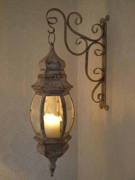 Bette: Photo Iron Holder, Deco Luminaire, Street Lamp, Luminaire Design, Candle Lanterns, Street Light, Lantern Lights, Architecture Drawing, Candle Sconces