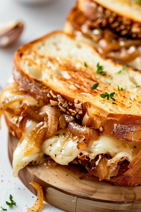 Essen, French Onion Grilled Cheese, Onion Grilled Cheese, Cheese Game, Sandwhich Recipes, Cheese Sandwich Recipes, Best Grilled Cheese, Toast Sandwich, Food Experience