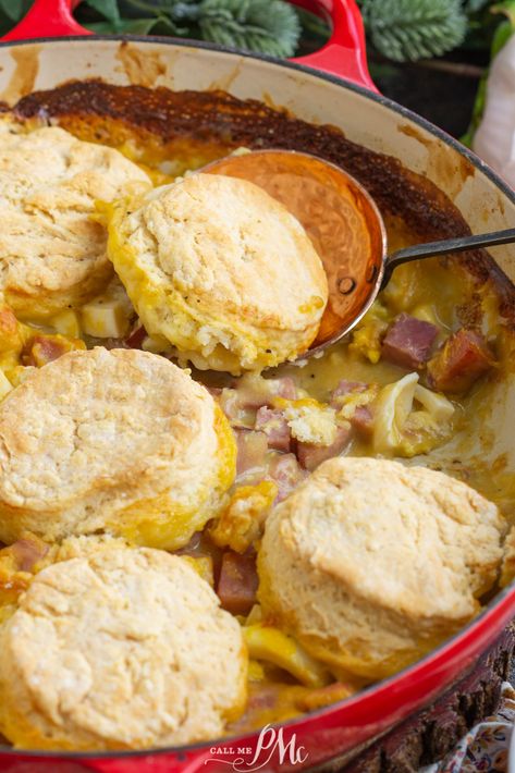 Old Fashioned Ham and Egg Pie recipe, this casserole combines ham and eggs and a creamy sauce with the most buttery biscuit topping. Ham And Egg Pie Southern, Ham And Egg Pie, Ham Pie, Southern Tomato Pie, Egg Pie, Ham Casserole, Ham And Eggs, Best Casseroles, Buttery Biscuits