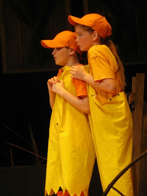 Ducklings in HONK cute costumes Honk Musical Costumes, Honk Musical, Duckling Costume, Honk The Musical, Honk Jr, Shrek Musical, Shrek Dragon, Shrek Jr, Chicken Costumes