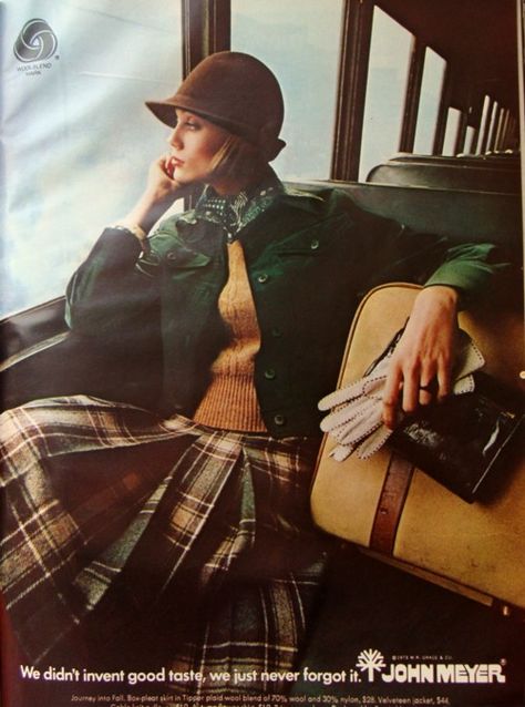 love the hat Modelling Inspiration, Disco Diva, 70's Disco, John Meyer, Fashion 1970s, Fashion Campaign, Fashion 70s, Vintage Ideas, 70’s Fashion