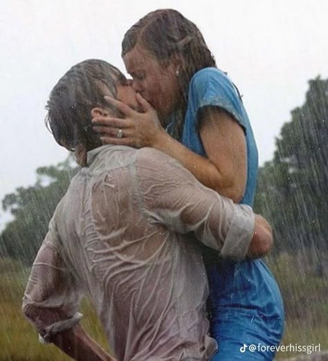 Bella Y Edward, Movie Kisses, Ingrid Michaelson, Gena Rowlands, Beau Film, Райан Гослинг, Kissing In The Rain, Richard Gere, Nicholas Sparks