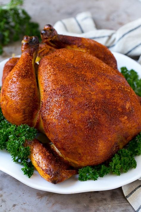 Smoked Chicken Smoked Chicken Recipes, Smoked Whole Chicken, Smoker Bbq, Easy Dinner Options, Smoked Chicken Wings, Chicken Bbq, Whole Chicken Recipes, Bbq Dinner, Homemade Spices