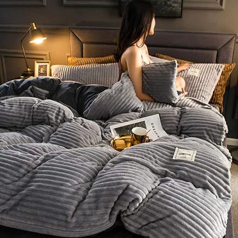 Luxurious Ultra Soft 3 Piece Ribbed Flannel Duvet Cover Set | eBay Velvet Quilt Cover, Single Bedding Sets, Simple Bed Designs, Room Revamp, Flannel Duvet Cover, Velvet Comforter, Velvet Duvet, Winter Bedding, Soft Luxury