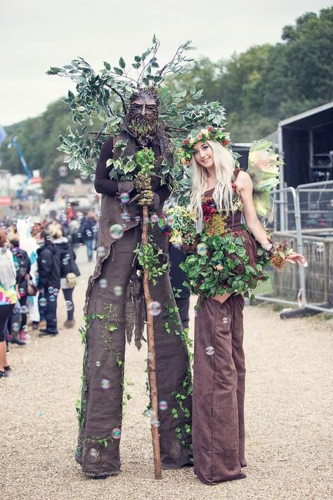 Enchanted forest stilt walkers.  Valerian Entertainment Enchanted Forest Costume, Forest Outfit Ideas, Forest Costume, Forest Outfit, Forest Fairy Costume, Enchanted Forest Prom, Woodland Fairy Costume, Elf Kostüm, Stilt Costume