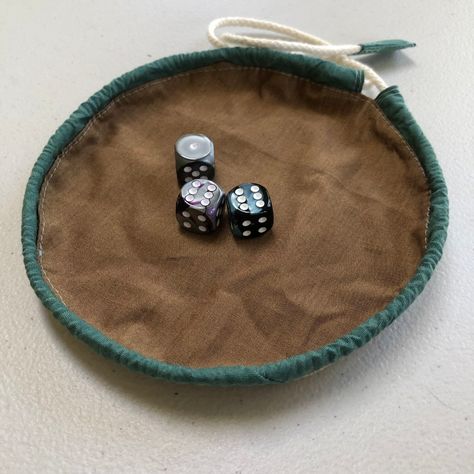 Patchwork, Diy Leather Dice Bag, Board Game Accessories Diy, Dnd Dice Bag Diy, Leather Dice Bag Pattern, Dnd Dice Bag Pattern, Dice Bag Pattern Sewing Free, Diy Dnd Dice Tray, Dice Bag Pattern Sewing