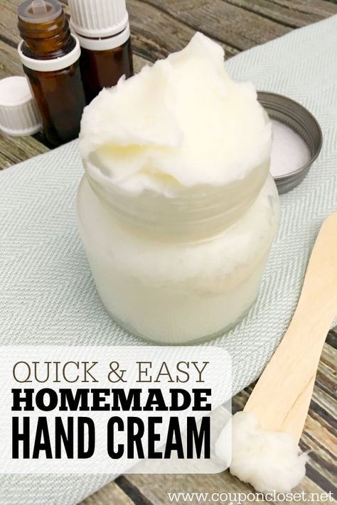 The best hand lotion you can make at home. This homemade hand cream is very easy to make and it is such a good natural lotion. Diy Hand Lotion, Homemade Hand Cream, Hand Cream Homemade, Diy Hand Cream, Homemade Lotion Recipe, Natural Lotion, Săpunuri Handmade, Lotion Recipe, Diy Cream