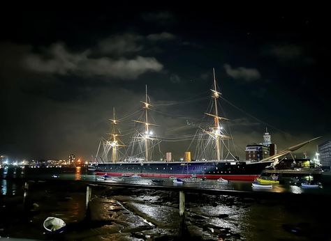 HMS Warrior 📍 Portsmouth Historic Dockyard Portsaid City, Portsmouth Pubs, Portsmouth Dockyard, Hms Warrior, Oceans Of The World, Portsmouth, Water Crafts