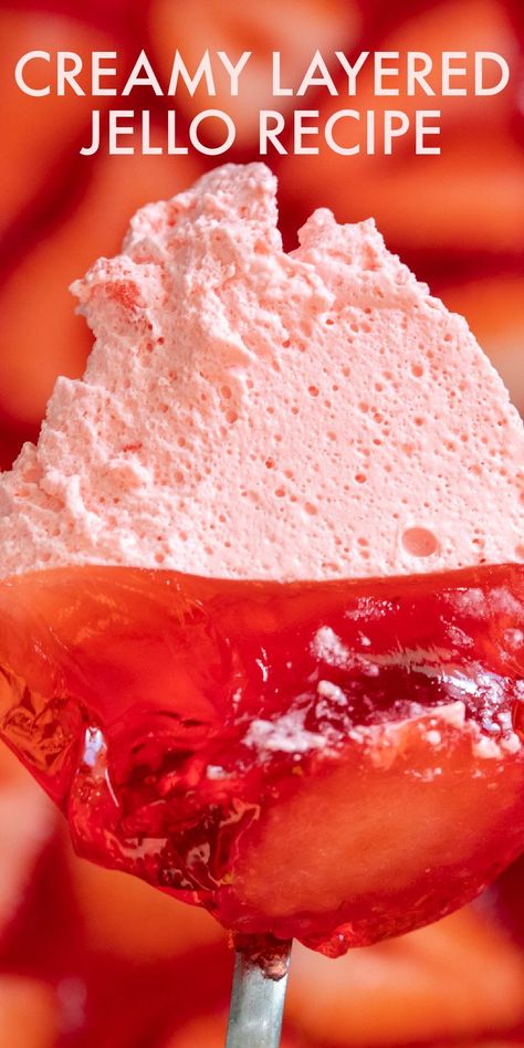 Strawberry Jello Dessert, Layered Jello Recipe, Jello With Cool Whip, Jello Pudding Desserts, Jello Deserts, Jello Fruit Salads, Jello With Fruit, Jello Mold Recipes, Jello Recipe