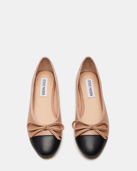 My top picks for Fall/Winter shoes Basic Flats For Women, Steve Madden Ellison, Classy Flats For Women, Two Toned Ballet Flats Outfits, Flats Shoes Aesthetic, Cute Work Flats, Flat Winter Shoes, Fall Ballet Flats, Two Tone Ballet Flats