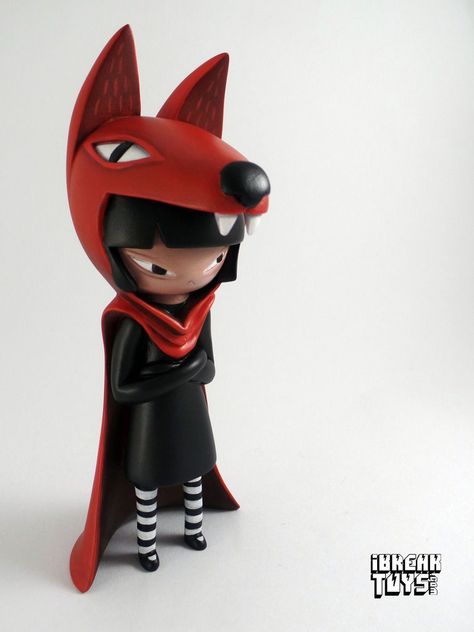 Vinyl Figures Art, Munny Custom Diy, Art Toys Design Ideas, Lisa Rae, Designer Toys Vinyl, Design Toys, Art Toys Design, Trendy Toys, Toys Art