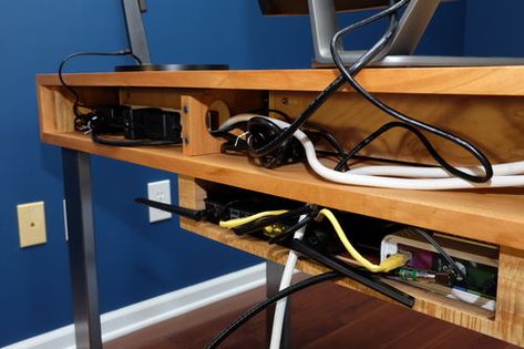 Modern Computer Desk with Integrated Cable Management - by Ron Stewart @ LumberJocks.com ~ woodworking community Butcher Block Desk, Cable Management Desk, Computer Desk Design, Diy Computer Desk, Modern Computer Desk, Hide Cables, Hide Wires, Old Desks, Small Home Offices