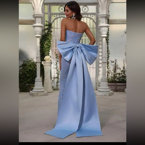 Brand New Never Worn Dress With Detachable Bow Back Blue Dress With Bow In The Back, Dress With Papion, Bow Dresses Women Formal, Blue Bow Wedding Dress, Big Bow Back Dress, Long Dress With Bow On Back, Dress With Bow In The Back Prom, Prom Dresses With Bows On Back, Blue Bow Dress