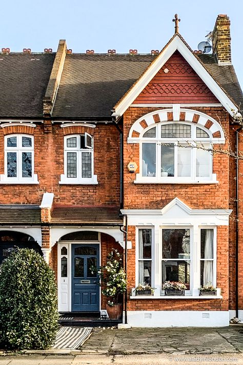 English Victorian House Exterior, Suburban Brick House, London Style House, London Brick House, British Brick House, British House Aesthetic, Small British House, England House Aesthetic, Different House Aesthetics