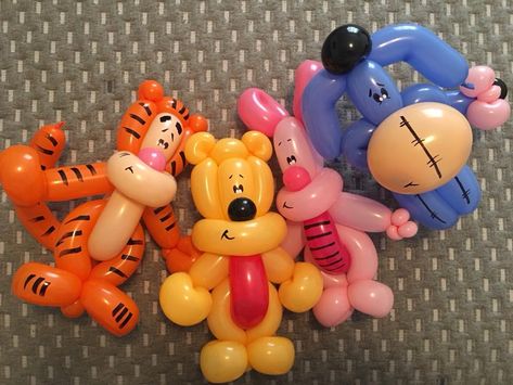 Cute Balloon Animals, Disney Balloon, Balloon Twisting Ideas, Outdoor Balloon Decorations, Baloon Art, Disney Balloons, Balloon Cartoon, Twisting Balloons, How To Make Balloon