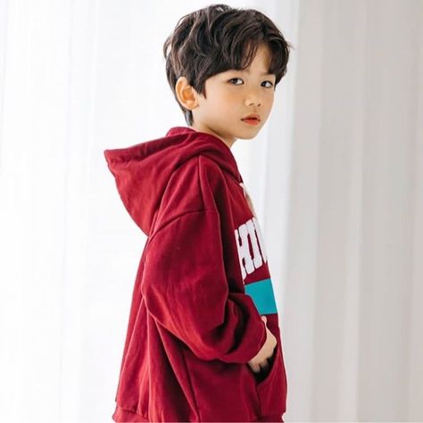 Dam Photoshoot, Ulzzang Kids, Cute Asian Babies, Korean Babies, Asian Babies, 인물 사진, Kids Fashion Boy, Boy Hairstyles, Kids Fashion Girl