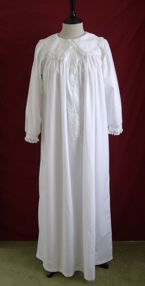 1880s/90s Restored Antique Victorian Nightgown by AntiqueHistorika Vintage Nightwear, Victorian Nightgown, Victorian Costume, Night Dress For Women, Victorian Clothing, Vintage Lingerie, Antique Victorian, Victorian Fashion, Night Dress